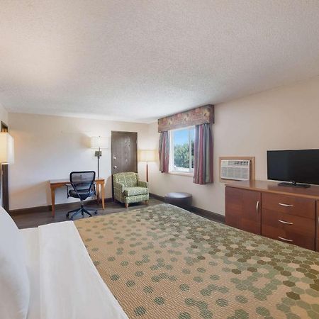 Rodeway Inn Colorado Springs Exteriör bild