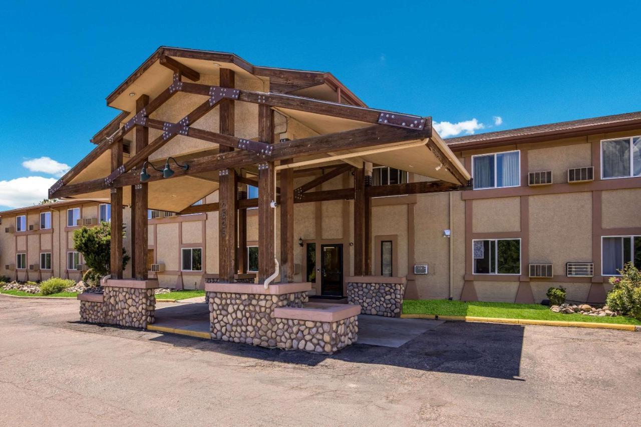 Rodeway Inn Colorado Springs Exteriör bild